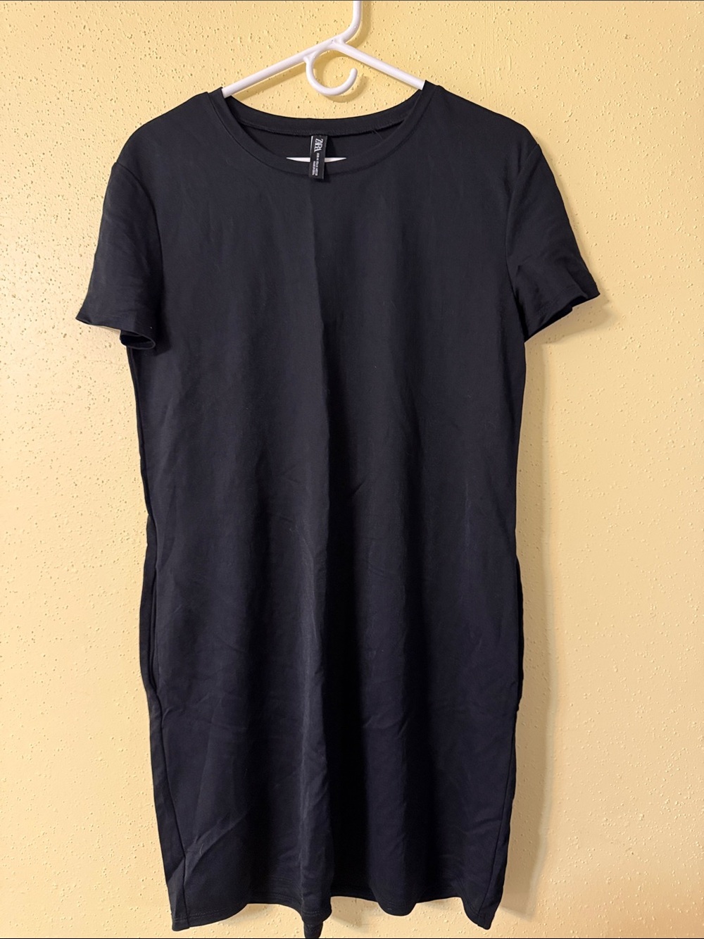 Black Crewneck T-Shirt Dress - ZARA